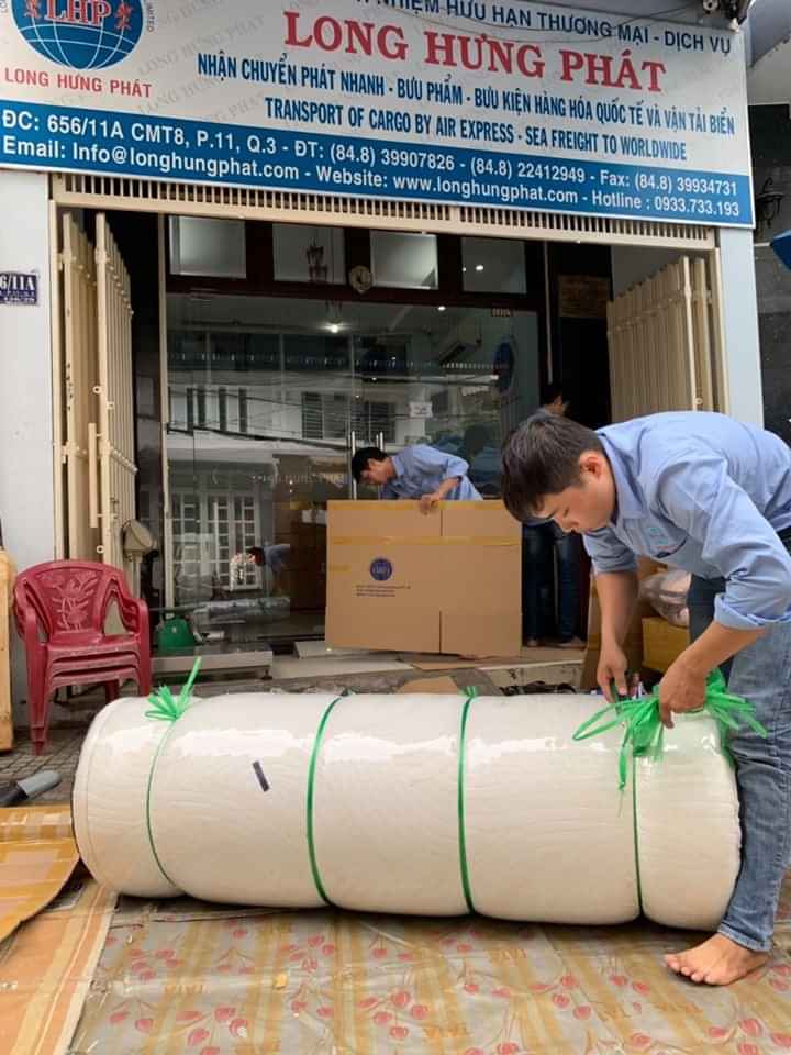 gửi Nệm đi Mỹ tại Hồ Chí Minh
