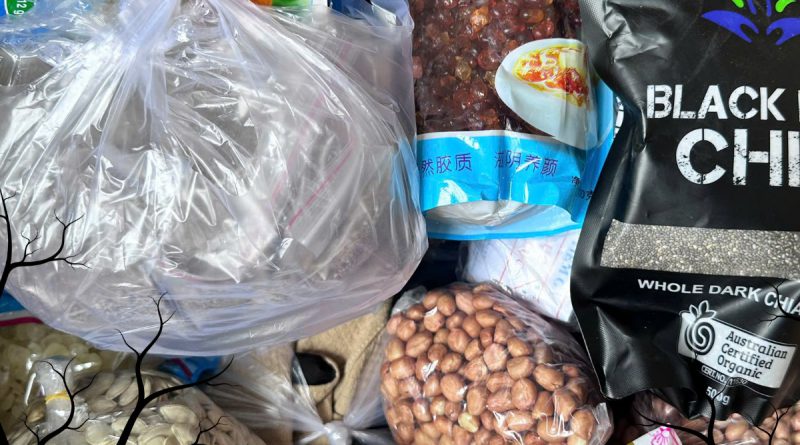 gửi bánh mứt tết đi Mỹ