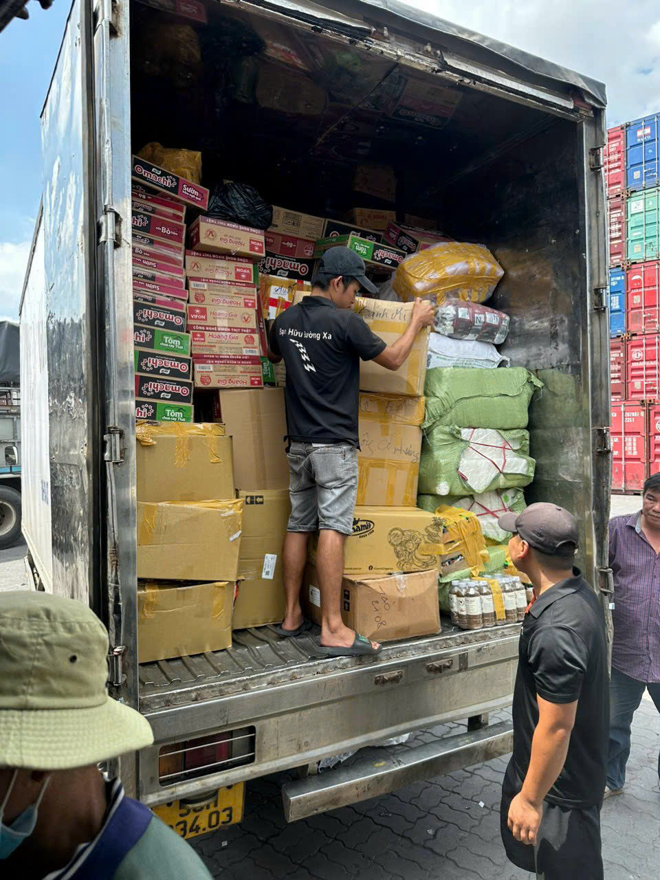 Gửi thực phẩm đi Châu âu đường biển
