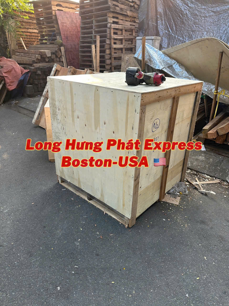 Gửi sách, đồ trang trí đi Mỹ đường biển tại Cần Thơ