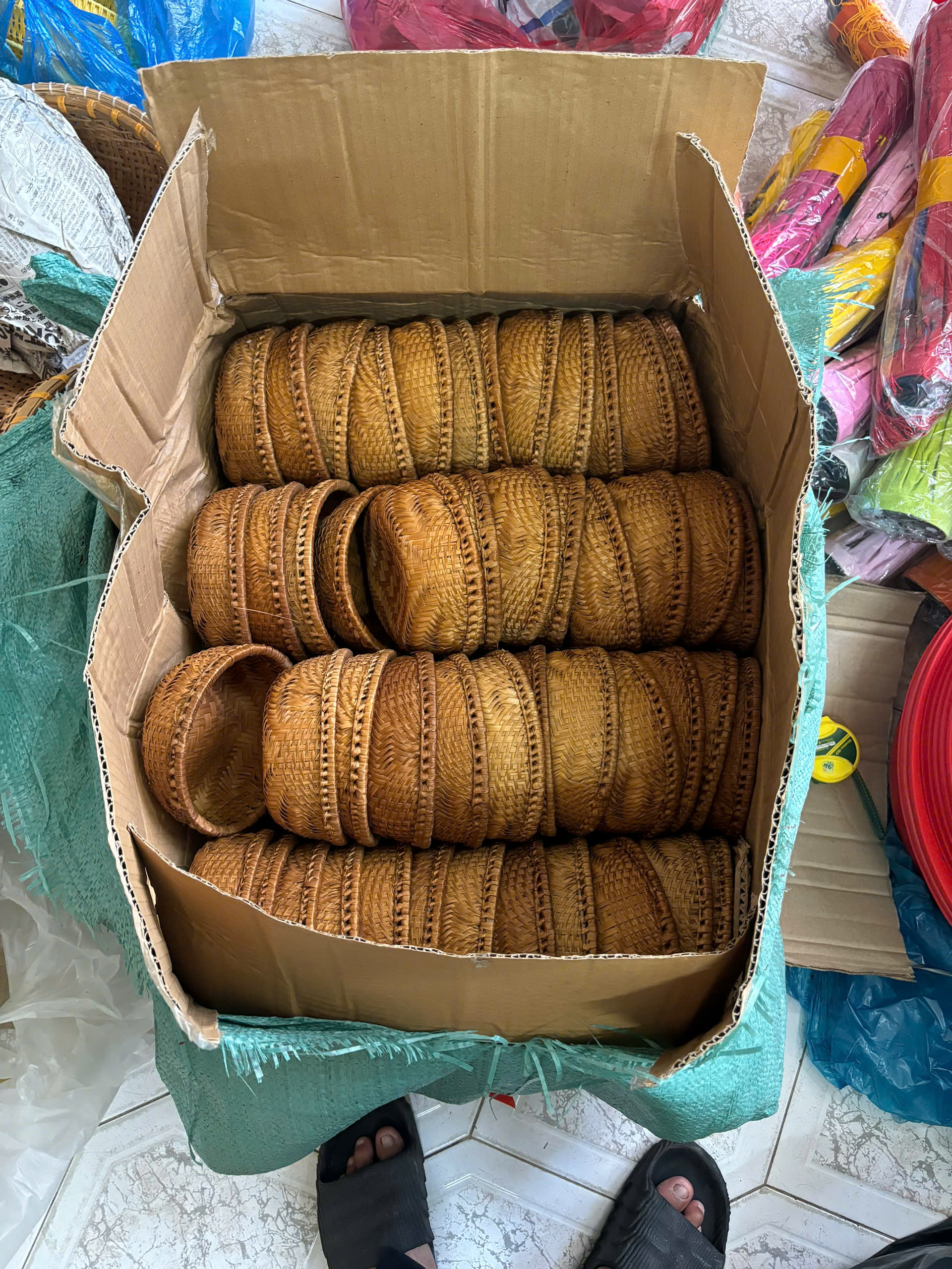 Gửi hàng đi Hong Kong tại Long Hưng Phát